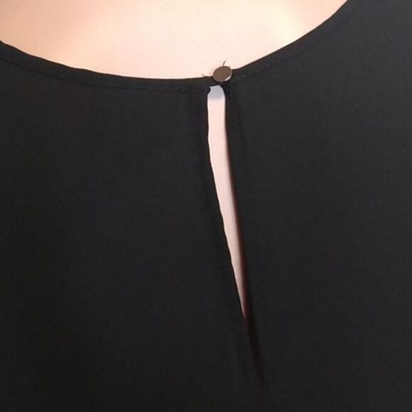 Black long sleeve Top - Picture 5 of 9